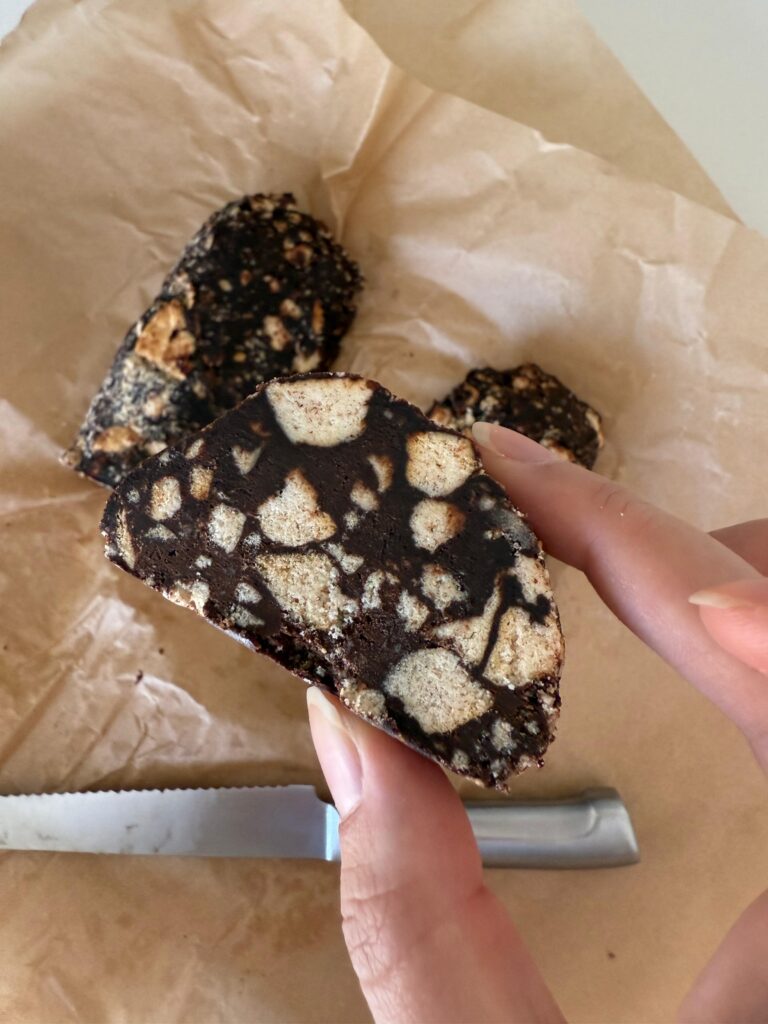 Read more about the article Salame de Chocolate e Alfarroba